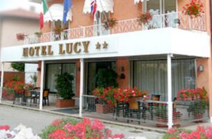Scopri tutti i nostri servizi messi a disposizione per il cliente dall' Hotel Lucy...