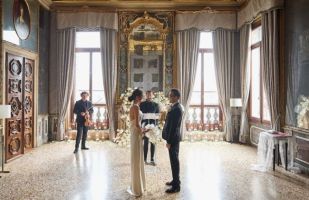 Matrimonio intimo a Venezia - romantica cerimonia all'Hotel Aman